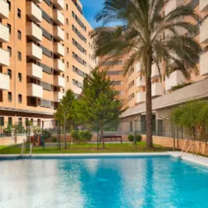 Keywise Perfect Location Next To Maria Zambrano Station, Central , Beach ,Pool And Free Parking Málaga